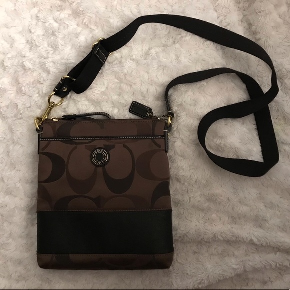 Coach Handbags - Coach Crossbody Purse